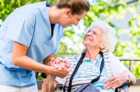 5 Things to Look for When You’re Comparing Assisted Living Facilities