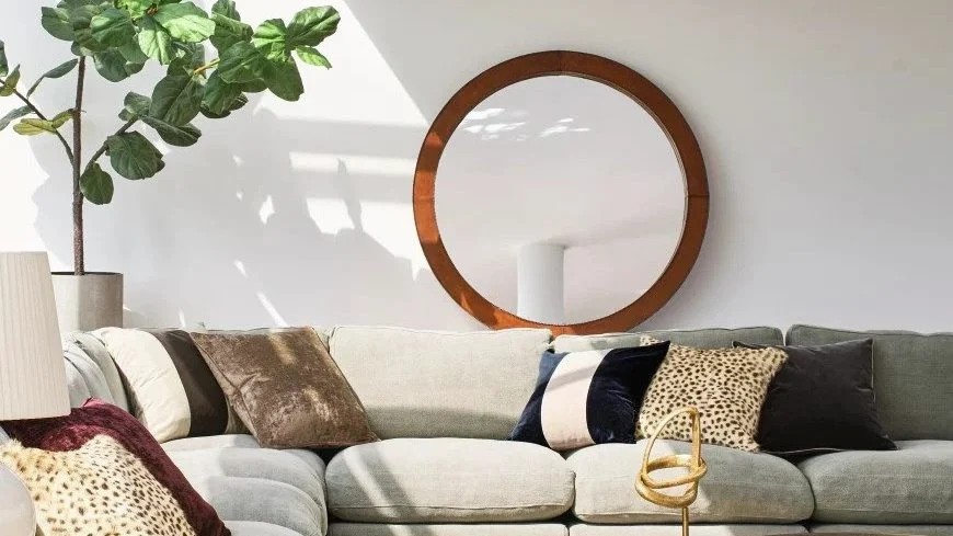 Here is how you can choose the best mirror for your home décor