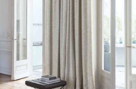 Which home curtain fabric is best?
