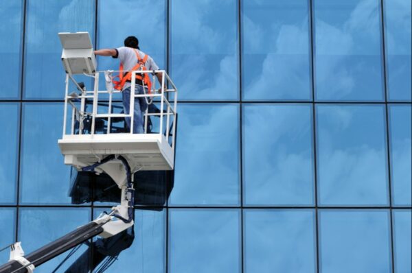 The Complete Guide to External Facade Cleaning in Urban Areas