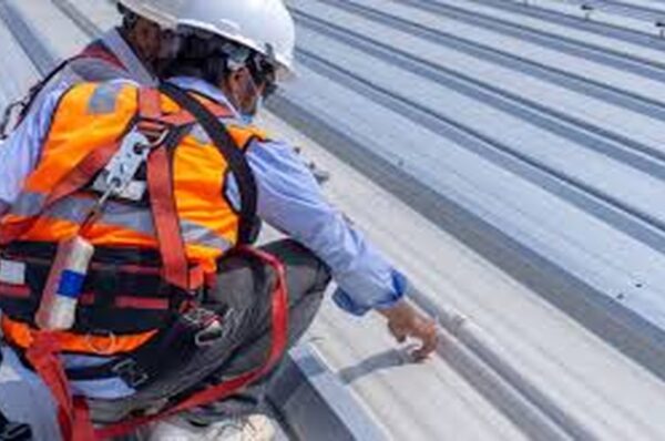 A Property Owner’s Guide to Handling Commercial Roofing Emergencies in Fort Worth